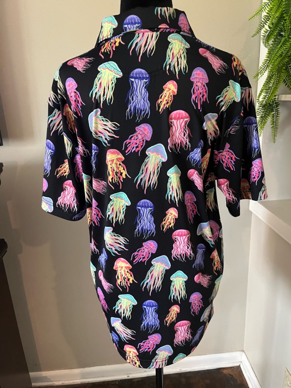 Chubbies Jellyfish Print Polo Shirt Black Multicolor Men's Small - Picture 4 of 4